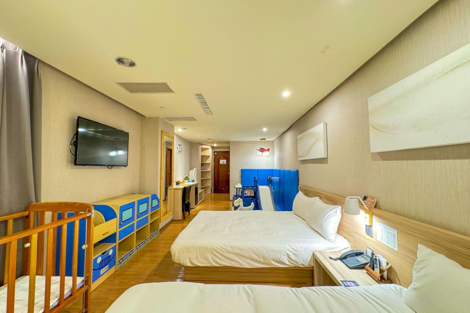 Smile 73 Hotel Ταϊχούνγκ Εξωτερικό φωτογραφία